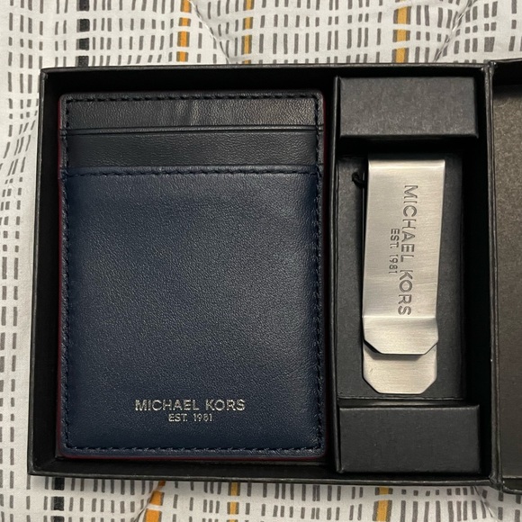 MICHAEL Michael Kors Other - Michael Kors wallet